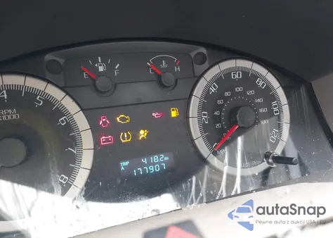 2008 Ford Escape Xlt z USA, uszkodzony, nr VIN 1FMCU93198KB75451